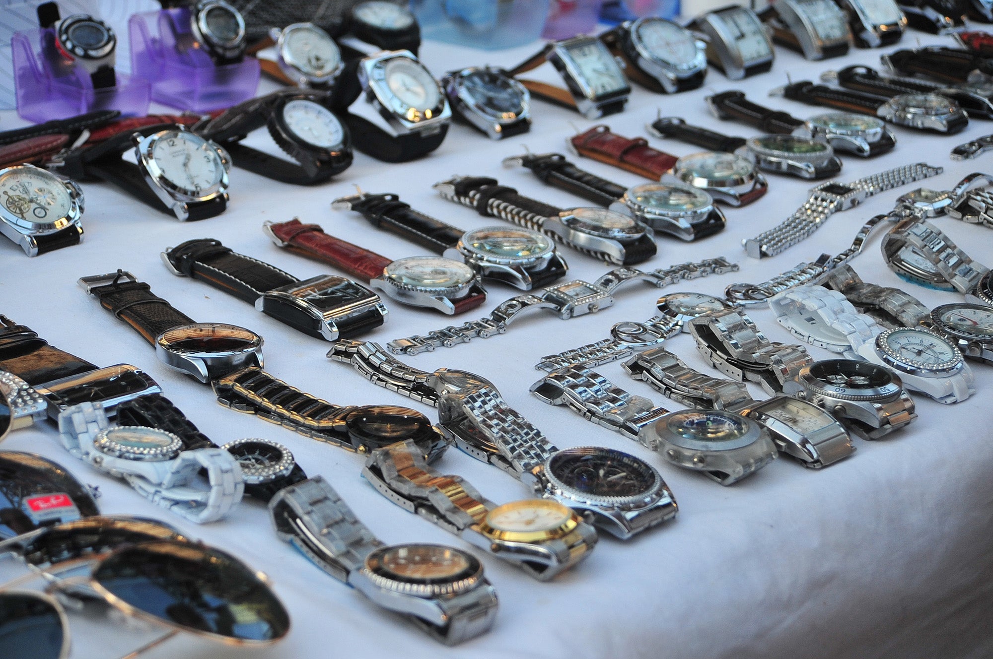 7 Questions to Ask To Confirm if a Watch Dealer is Legitimate