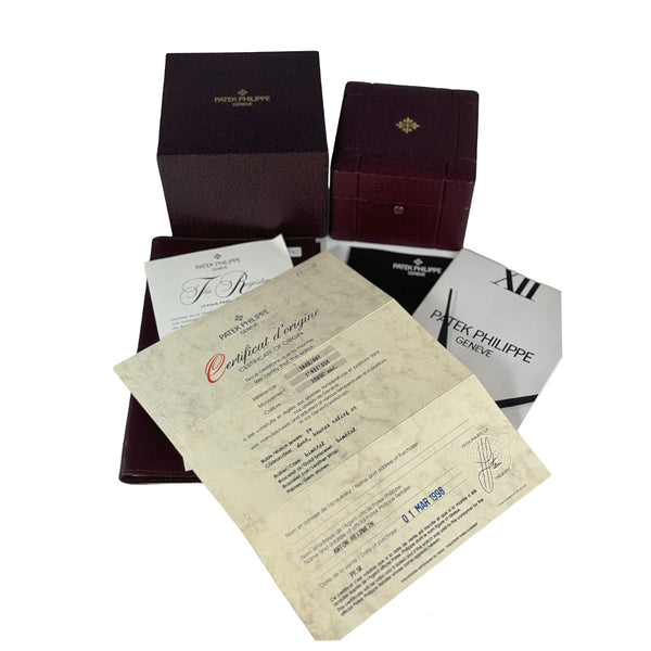 Patek Philippe Nautilus Midsize Steel & Gold 2-Tone Men's Watch 3800/1