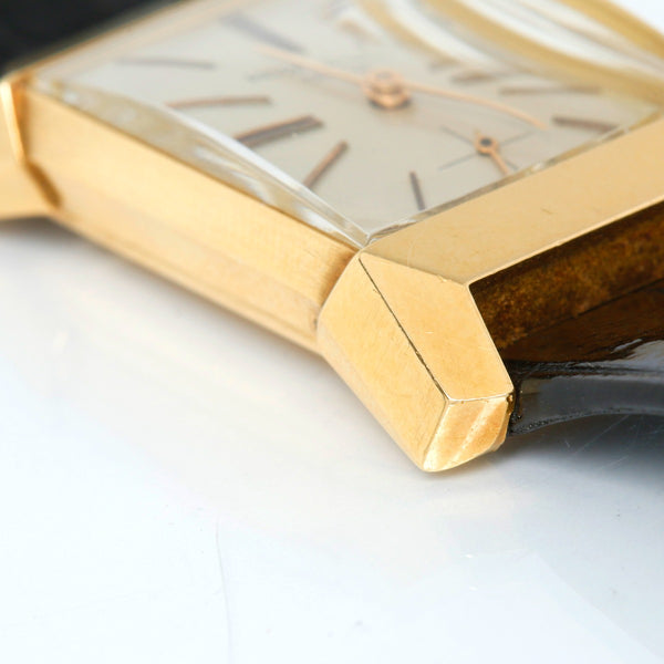 Extremely Rare And Collectable Vintage Mens Patek Philippe 18K Yellow Gold Dress Watch 2553