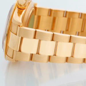 Rolex Cosmograph  Zenith Daytona Men's 18k Gold Watch 16528