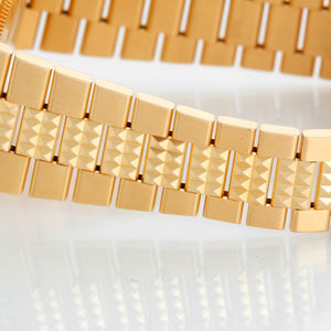 Rare Rolex Oysterquartz Pyramid 18k Gold Watch 19028