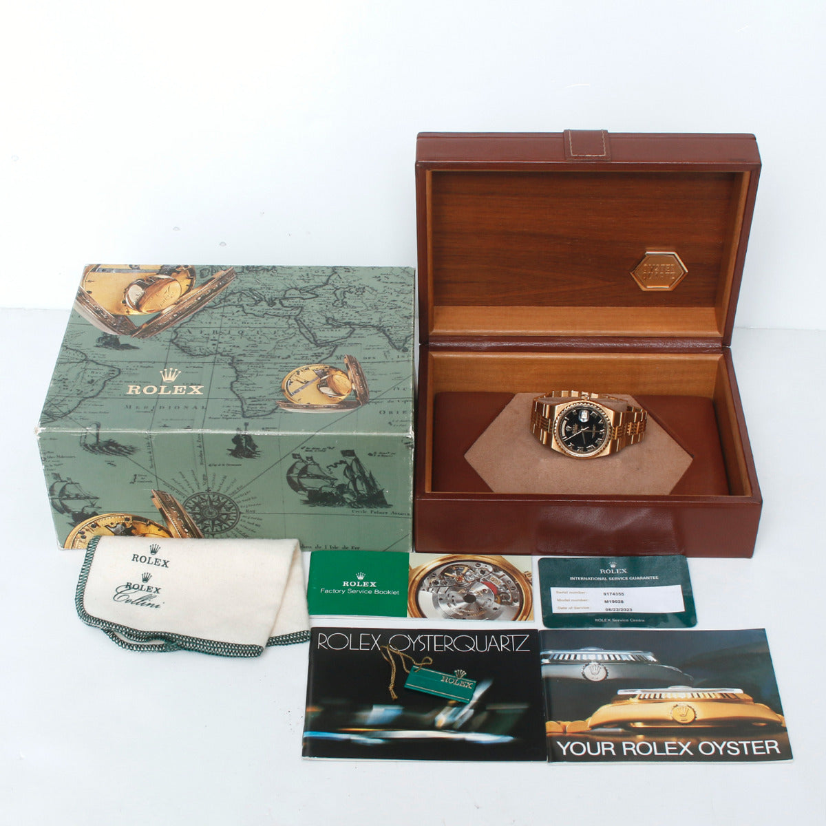 石*美様 ROLEX 純正 内箱 30.00.08 クッション タグ付 Rolex Oysterquartz 18K Gold Pyramid Dial Watch 19028