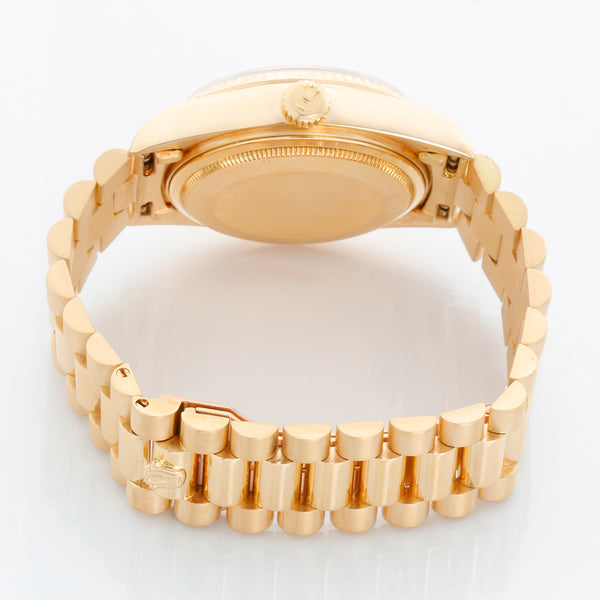 Rolex President Day-Date Men's 18k Yellow Gold Watch 18038 Silver Dial