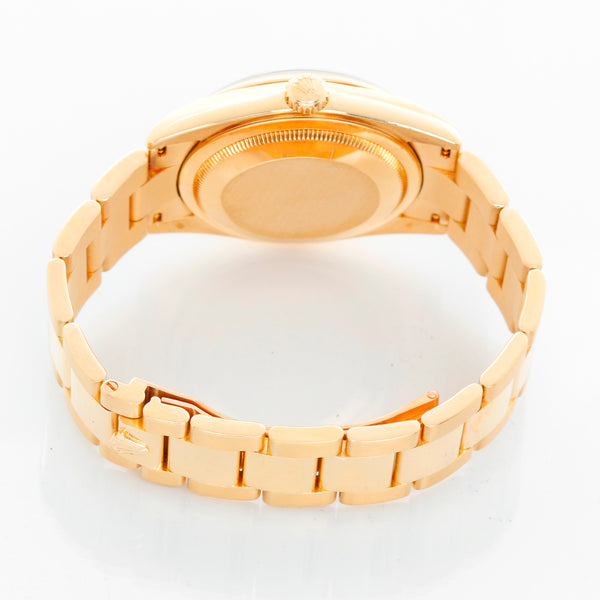 Rolex Day-Date President 18K Yellow Gold Mother of Pearl Dial Watch 118208 (Copy)