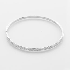 Beautiful 18K White Gold Sparkling Diamond Cuff Bracelet 1.5 cts.