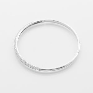 Beautiful 18K White Gold Sparkling Diamond Cuff Bracelet 1.5 cts.