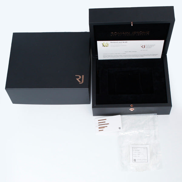 Romain Jerome  Titanic-DNA Black Octopus Black Rubber Automatic Men's