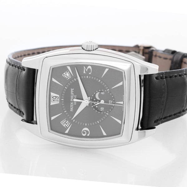 Patek Philippe Gondolo Calendario Annual Calendar 5135 / G