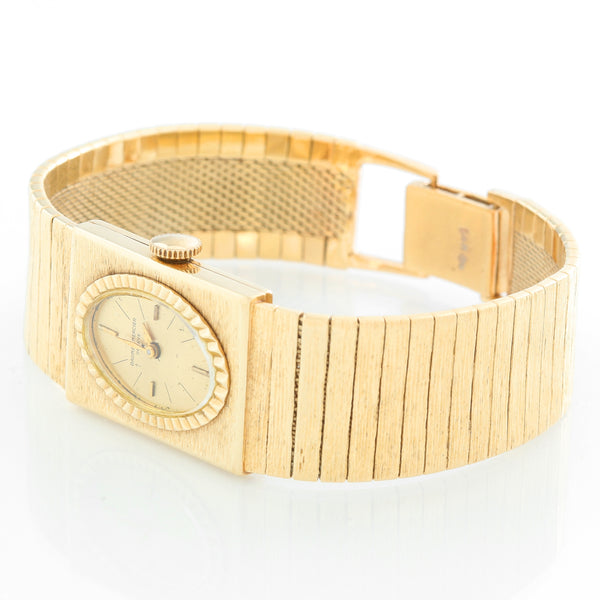 Baume & Mercier Vintage Yellow Gold Ladies Watch