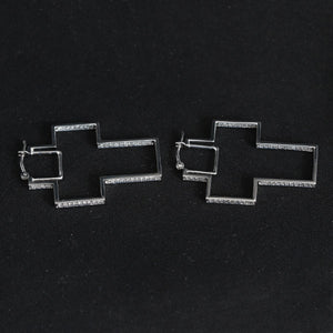 14K White Gold Cross Shaped Hoops 1.32 cts