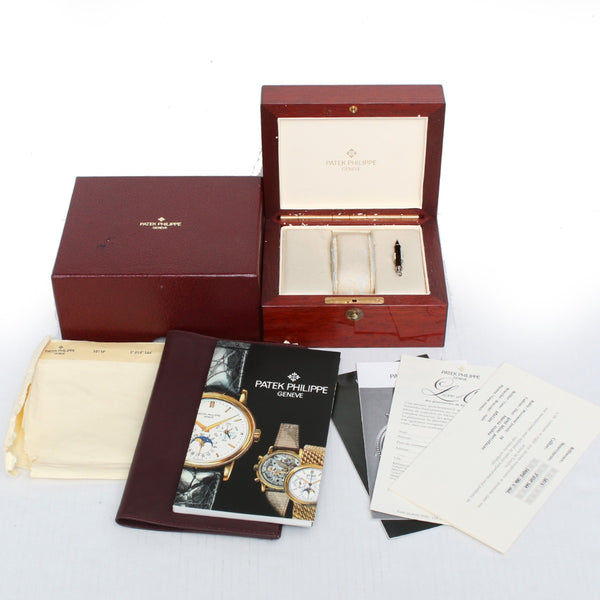 Patek Philippe Moonphase Calendar Platinum  Ref. 5015P