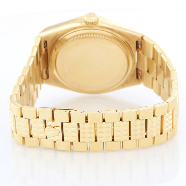 Extremely Rare Rolex Oysterquartz Pyramid 18k Gold Watch 19028