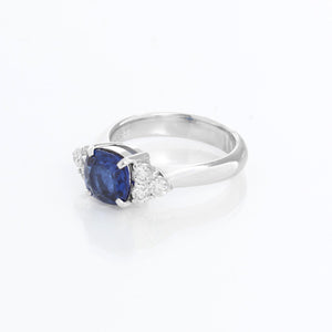 Platinum Sapphire and Diamond Ring Size 7 1/4