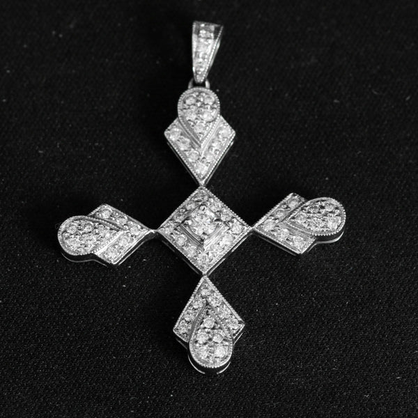 Stunning Sue Gragg 18k White Gold Diamond Cross with Necklace