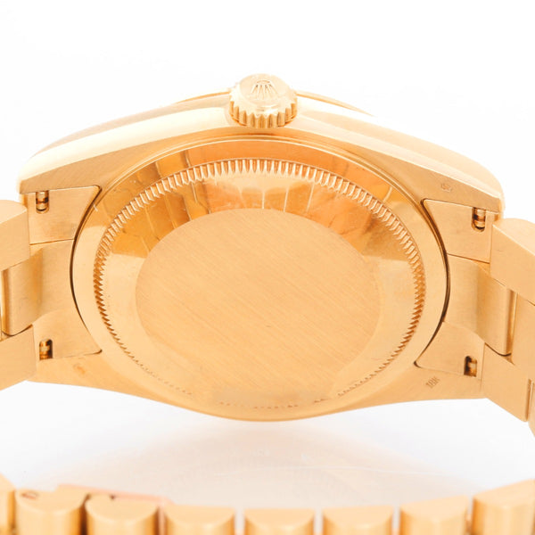Rolex President Day-Date MOP Sapphire Dial 118238