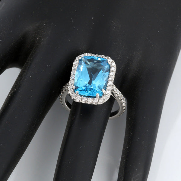 7 Ct. London Topaz & Diamonds White Gold Ring Size 6