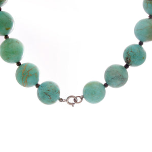 Beautiful Turquoise Bead Necklace