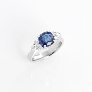 Platinum Sapphire and Diamond Ring Size 7 1/4