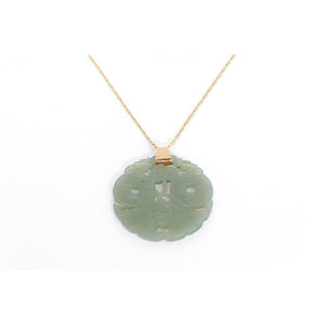 Beautiful Yellow Gold and Jade Pendant Necklace