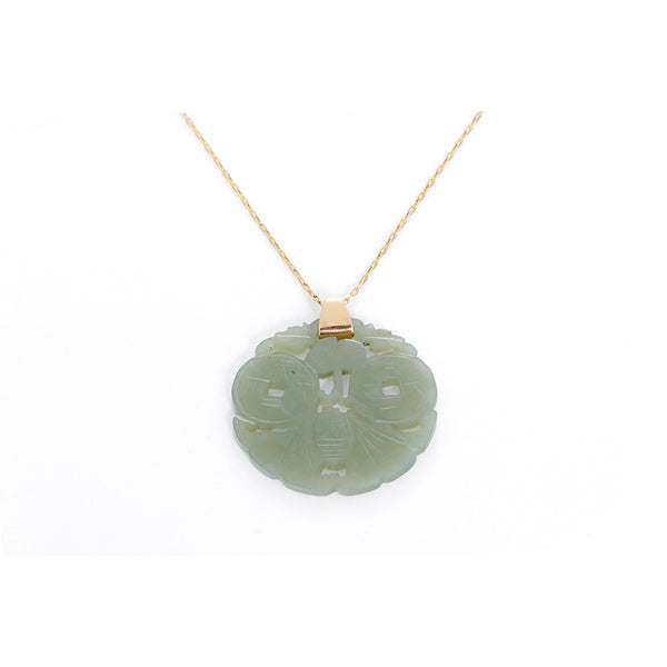 Beautiful Yellow Gold and Jade Pendant Necklace