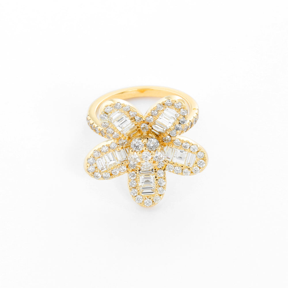 14K Yellow Gold Flower Diamond Ring Size 7 1/4