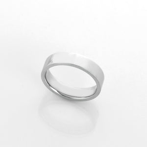 Brand New Platinum Flat Wedding Band 8.5