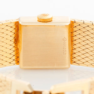 Vintage Ladies 14k Yellow Gold Square Ladies Watch on Mesh Bracelet