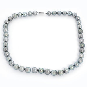 Stunning Tahitian Pearl Necklace with White Gold Clasp