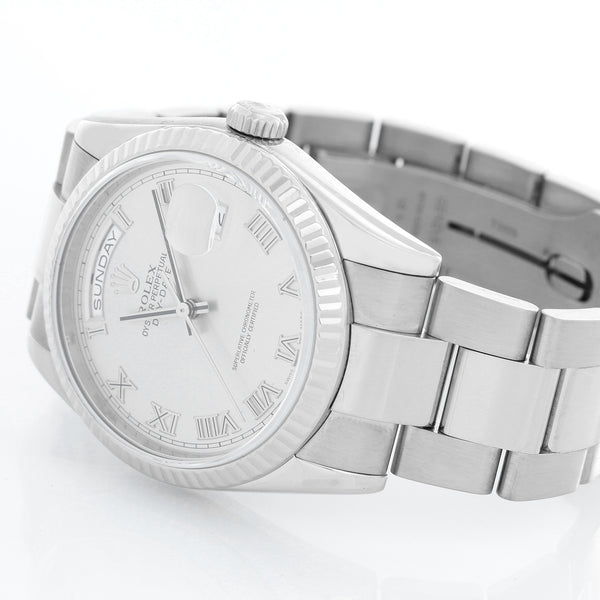 Rolex  Day-Date President Men's 18k White Gold Watch 118239