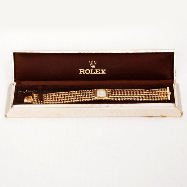 Vintage Ladies 18k Yellow Gold Square Ladies Watch on Mesh Bracelet