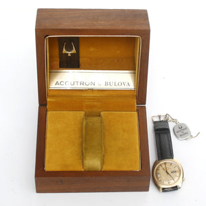 Bulova Accuquartz 14K Yellow Gold Mens Watch