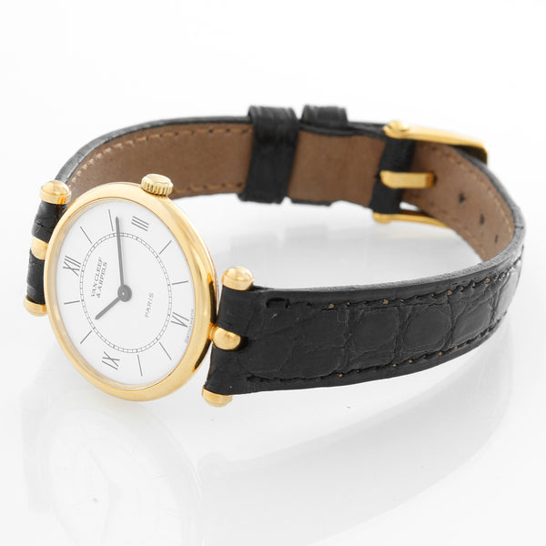 Van Cleef & Arpels Classique Watch