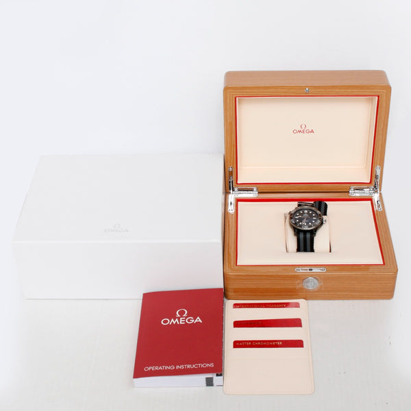 Omega Seamaster Diver 300 M Co-Axial Master Chronometer 210.92.44.20.01.002