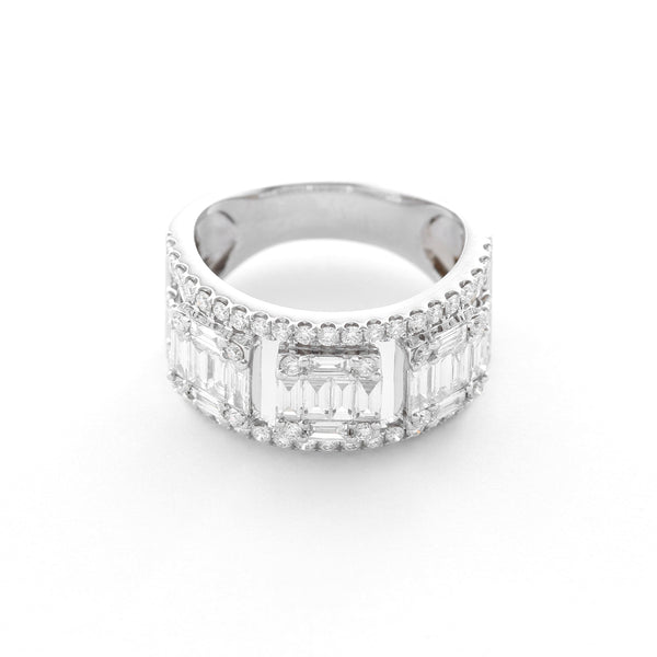 18K White Gold Diamond Band Size 7 3/4