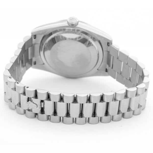 Rolex President Day-Date Men's 18k White Gold Watch 118209