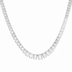 Stunning Emerald Cut Diamond Platinum Necklace – Image 4