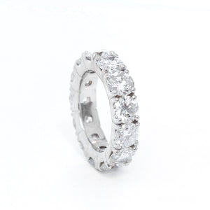 18K White Gold Diamond Eternity Band Size 6