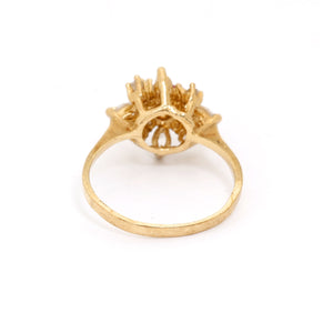 10K Yellow Gold Diamond Flower Ring Size 6.5