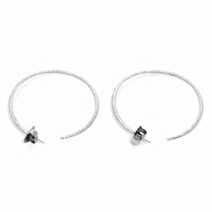 18K White Gold Hammered Earring Hoops