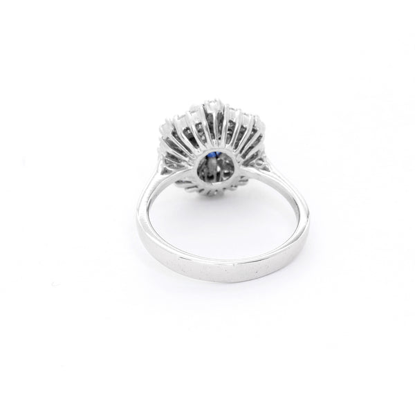 18K White Gold Sapphire and Diamond Ring SZ. 6.75