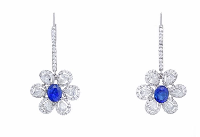 18k White Gold, Sapphire, & Diamond Dangle/Drop Earrings 