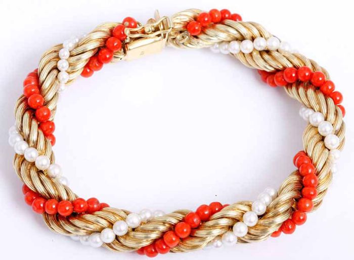 Amazing 18K Yellow Gold Coral and Pearl Woven Bracelet