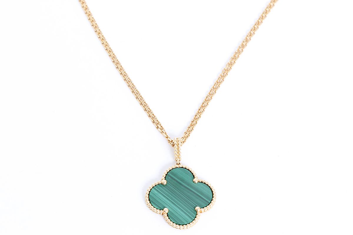 Van Cleef & Arpels Magic Alhambra long necklace, 1 motif, Pampillonia  Jewelers