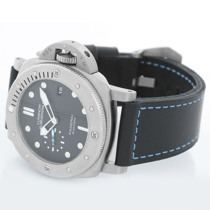 Panerai Luminor Submersible 1950 Men s Titanium Watch PAM 01305