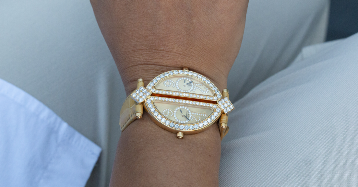 Chatila Ladies watch in yellow gold and diamonds.